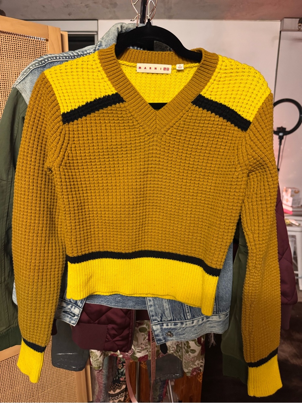 Marni Women's Yellow Contrast-Trim Knit V-Neck Sweater Small
